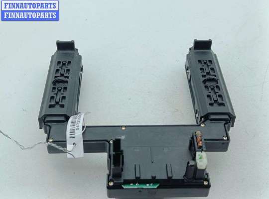 купить Блок кнопок управления стеклоподъемниками на Mercedes C-Class W202 (1993-2000)