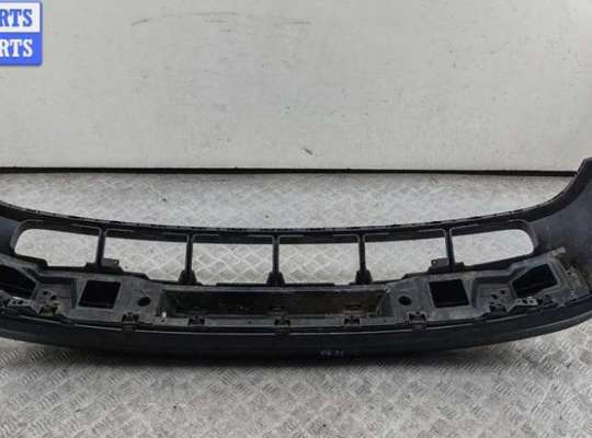 купить Бампер передний на Volkswagen Passat B4