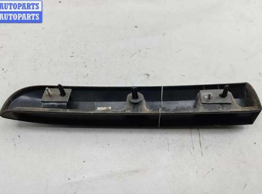 купить Накладка двери (крышки) багажника на Dacia (Renault) Logan