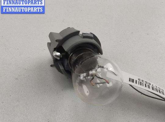 купить Патрон лампы фонаря на Volkswagen Passat B5+ (GP)