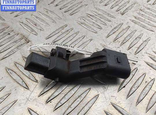 купить Датчик положения коленвала на Volkswagen Golf-5