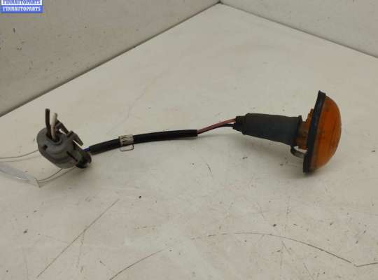 купить Повторитель поворота левый на Chrysler Voyager (2001-2007)