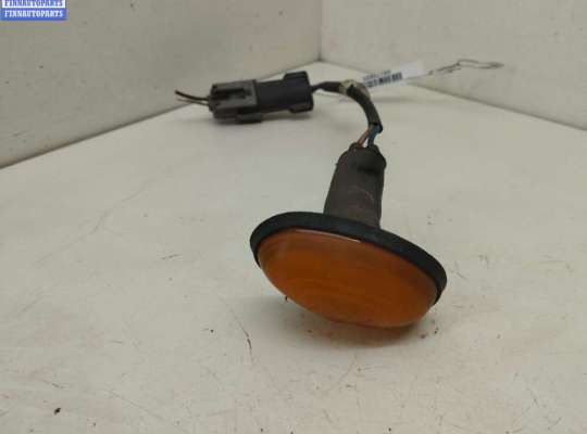 купить Повторитель поворота левый на Chrysler Voyager (2001-2007)