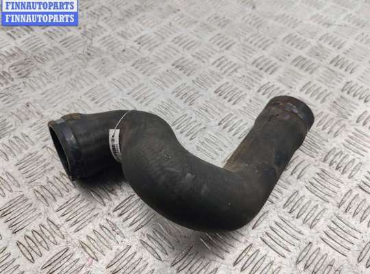 купить Патрубок интеркулера на Volkswagen Passat B5