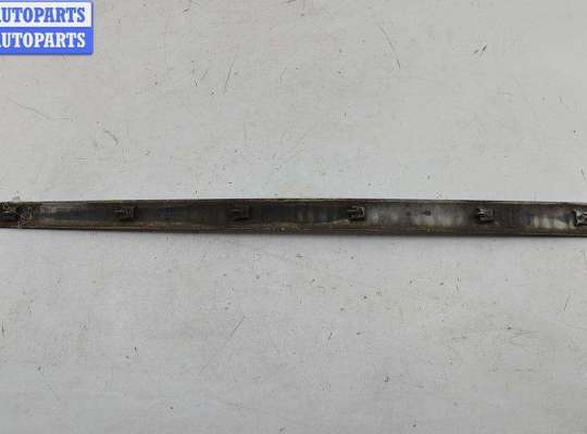 купить Молдинг двери передней левой на Peugeot 307