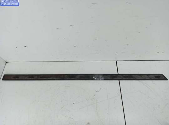 купить Молдинг двери задней левой на Audi A6 C5 (1997-2005)