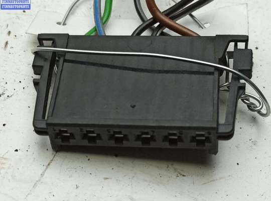 Разъем (фишка) проводки MB1578899 на Mercedes C-Class W203 (2000-2006)