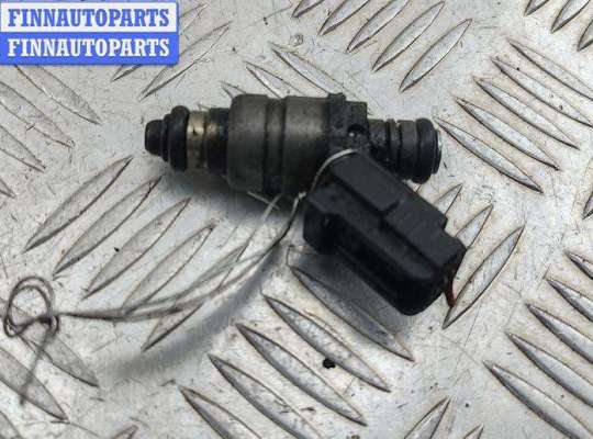 купить Форсунка топливная на Volkswagen Passat B6