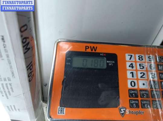 купить Насос (моторчик) омывателя стекла на Volvo S40 / V40 (1995-2004)