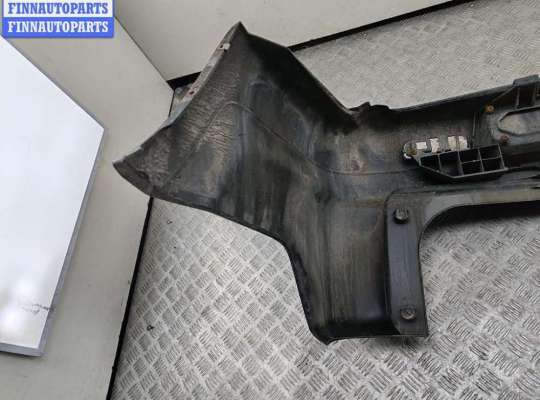 купить Бампер задний на Honda CR-V (2002-2006)