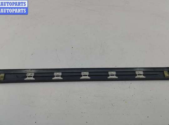 Молдинг на Opel Omega B