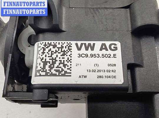 купить Переключатель подрулевой (стрекоза) на Volkswagen Passat B7