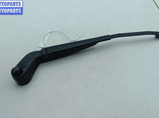 купить Щеткодержатель (поводок стеклоочистителя) задний на Volkswagen Golf-3