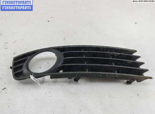 Рамка фары противотуманной правой AU1547652 на Audi A4 B6 (2001-2004)