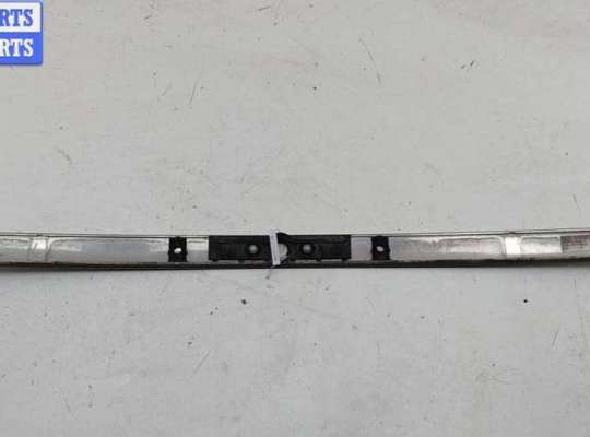 купить Молдинг крышки (двери) багажника на Opel Vectra C (2002-2008)