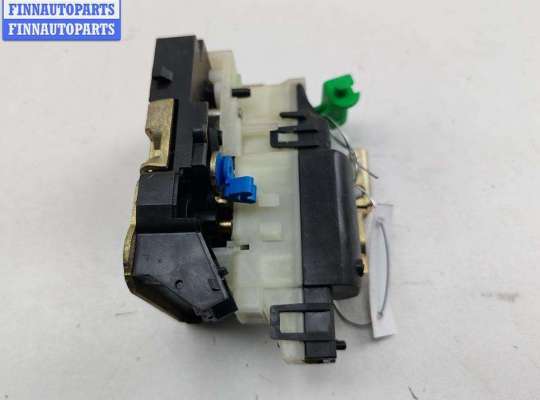 Замок двери сдвижной правый RN1550899 на Renault Kangoo I (1998-2008)