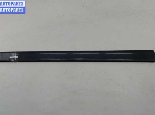 Молдинг двери передней левой AU1718053 на Audi A6 C6 (2004-2011)