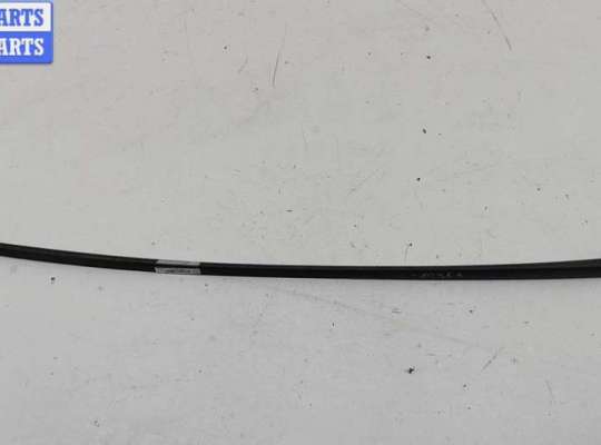 купить Молдинг лобового стекла на Volkswagen Passat B5+ (GP)