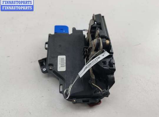 купить Замок двери передней правой на Volkswagen Touareg