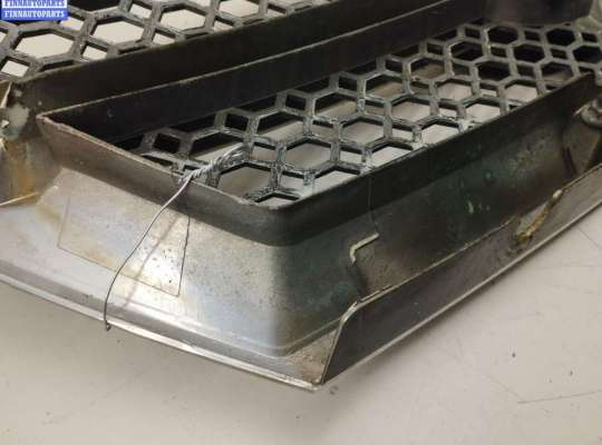 купить Решетка радиатора на Kia Sorento (2002-2009)