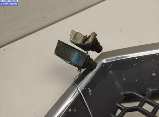 Решетка радиатора на Kia Sorento I (JC, BL)