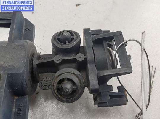 купить Форсунка омывателя фар на Citroen C5 (2001-2008)