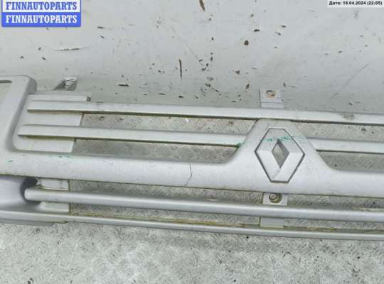 купить Решетка радиатора на Renault Trafic (1981-2000)