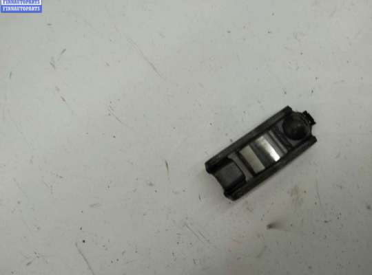 купить Коромысло клапана (рокер) на Volkswagen Golf-5