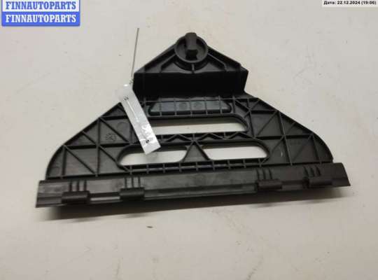 купить Кронштейн крепления на Audi A4 B6 (2001-2004)