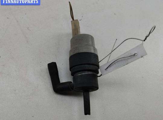 Купить Насос (моторчик) омывателя стекла на Audi 100 C3 (1982-1991) Насос (моторчик) омывателя стекла AU1693152 на Audi 100 C3 (1982-1991)