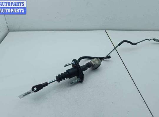 купить Цилиндр сцепления главный на Opel Astra H (2004-2009)