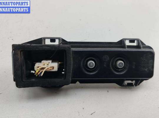 купить Плата фонаря заднего левого на Peugeot 307