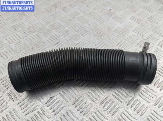 купить Патрубок воздушного фильтра на Volkswagen Golf-4