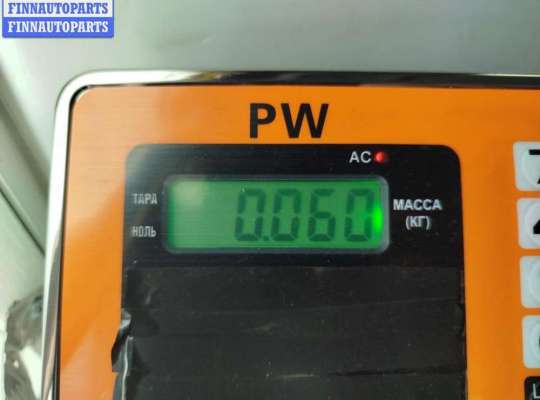 купить Кнопка открывания багажника на Volkswagen Passat B6