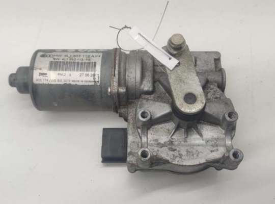 купить Двигатель стеклоочистителя переднего (моторчик дворников) на Audi Q7 4L (2005-2015)