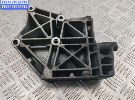 купить Кронштейн компрессора кондиционера на SsangYong Rodius