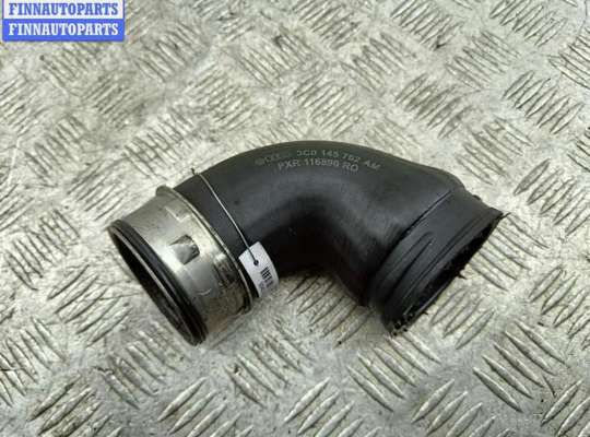 Патрубок интеркулера VG2776338 на Volkswagen Passat B6