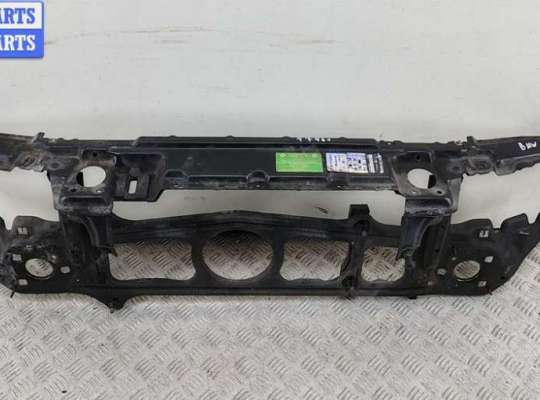 купить Рамка передняя (панель кузовная, телевизор) на BMW 5 E39 (1995-2003)