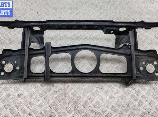 купить Рамка передняя (панель кузовная, телевизор) на BMW 5 E39 (1995-2003)