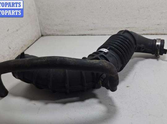 купить Патрубок воздушного фильтра на Renault Megane II (2002-2008)