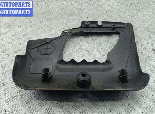 купить Накладка декоративная на двигатель на Volkswagen Bora