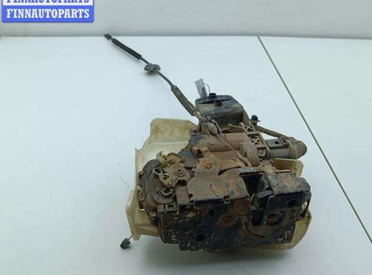 купить Замок двери передней левой на Volkswagen Passat B5+ (GP)