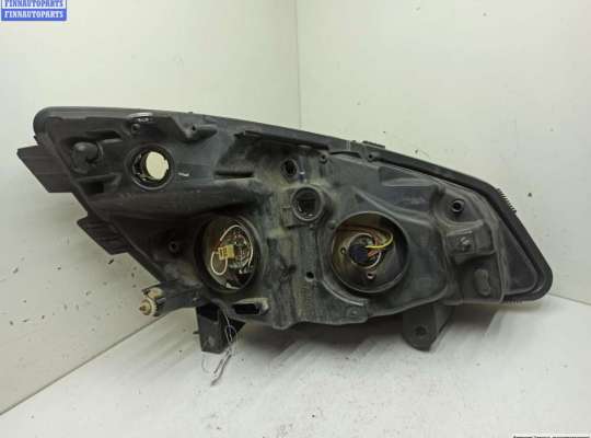 Фара передняя на Renault Scenic II