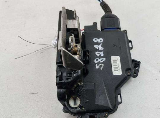 Замок двери передней левой AU1725058 на Audi A3 8P (2003-2012)