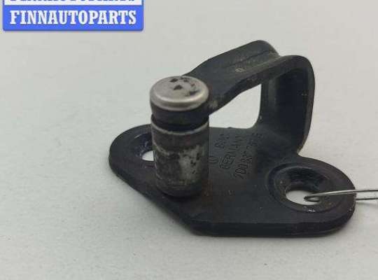 Ответная часть (скоба) замка двери VG2724751 на Volkswagen Transporter T4