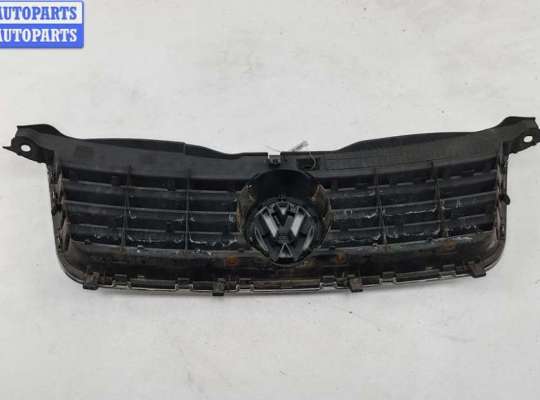 купить Решетка радиатора на Volkswagen Passat B5+ (GP)