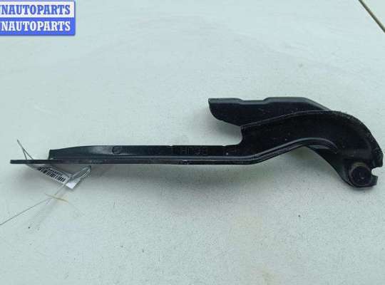 купить Петля капота левая на Mazda 3 (2018- ) BP