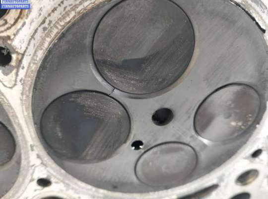 купить Головка блока цилиндров двигателя (ГБЦ) на Volkswagen Passat B6