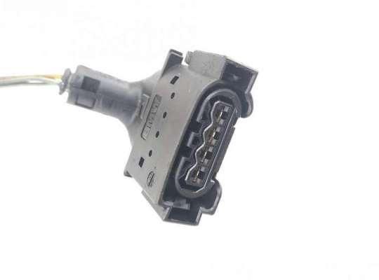 купить Разъем (фишка) проводки на BMW 3 E90/E91/E92/E93 (2005-2013)