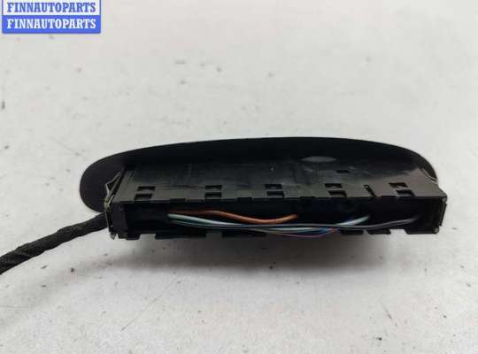 купить Кнопка стеклоподъемника переднего правого на Opel Vectra B (1995-2002)